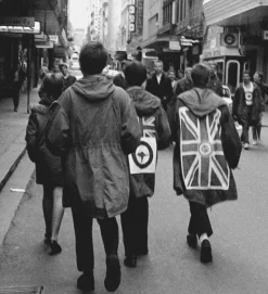 Hombre Lambretta Camisetas^Burgundy Hombre Camiseta SS9819-BURGO/MARINO